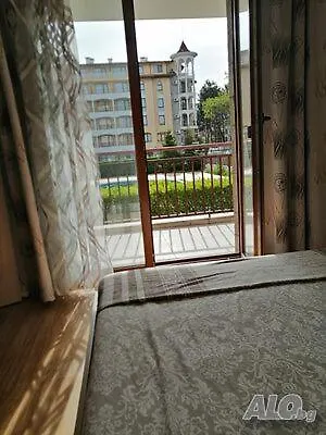Summer Breeze Apartment, סאני ביץ'
